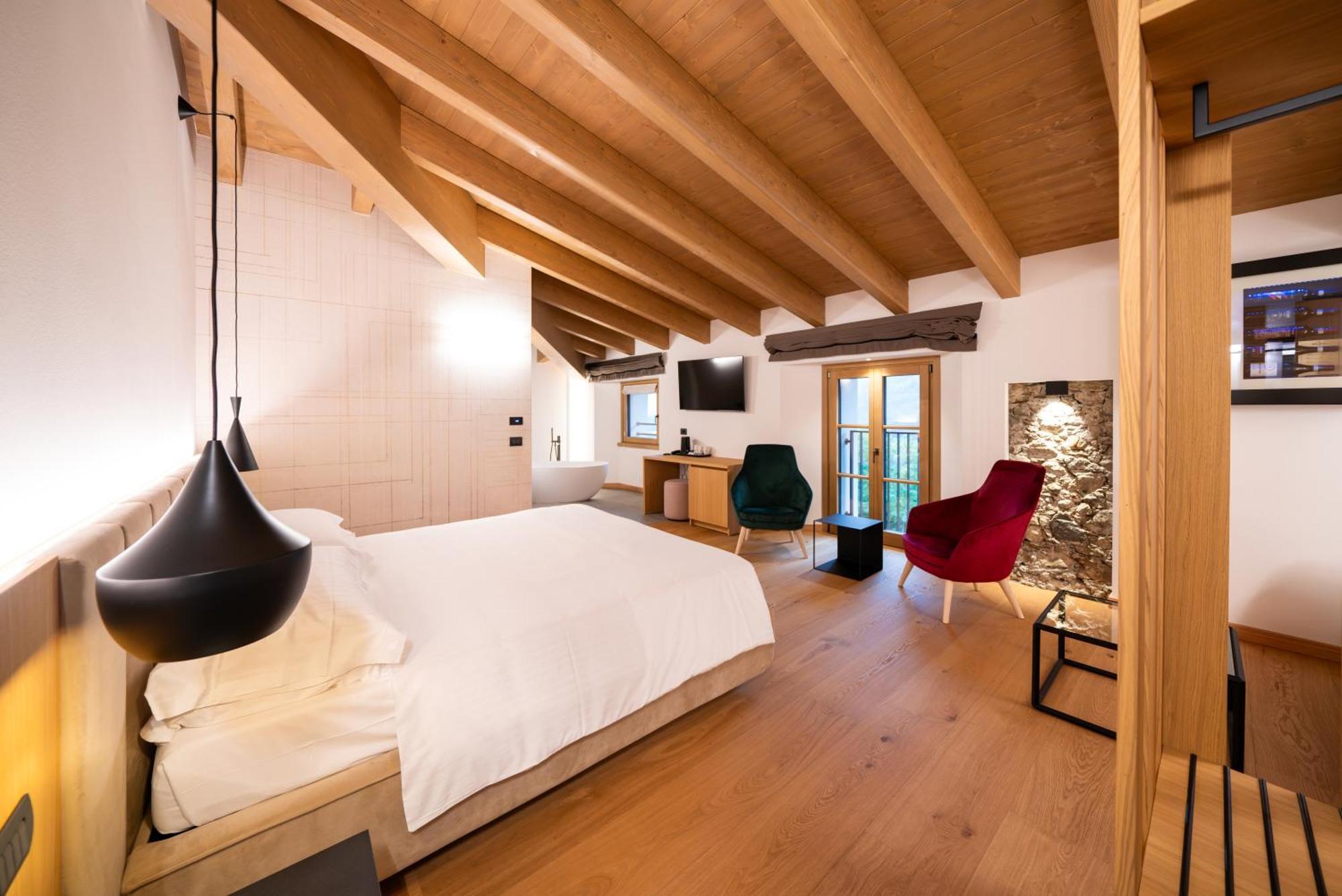 Wine Hotel San Carlo - Relais & Spa - Boutique Hotel 치우로 외부 사진